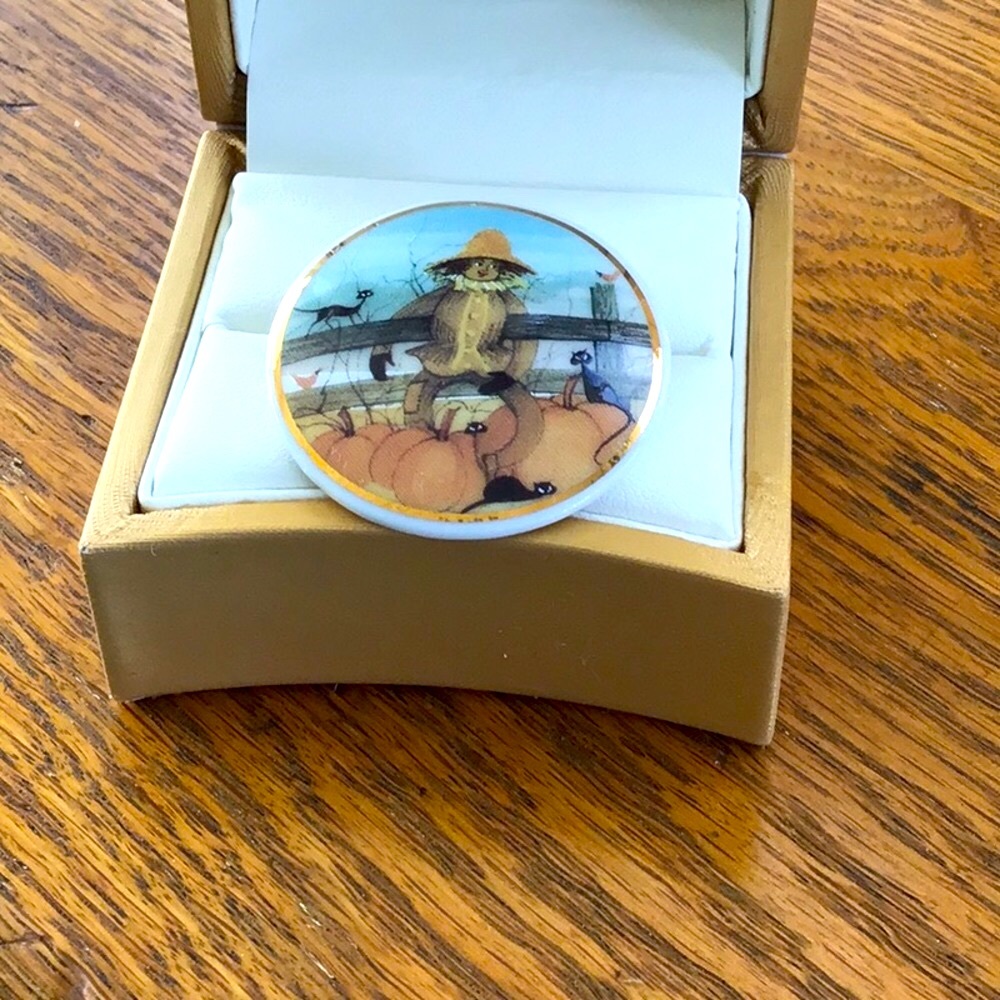 Brooch by P Buckley Moss